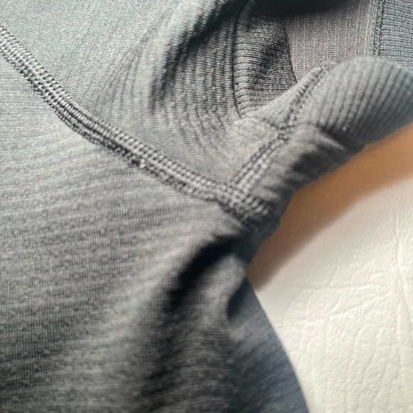 Lululemon Swiftly Tech Short-Sleeve Shirt 2.0 Hip Length – Black – Size 14 - Picture 8 of 9